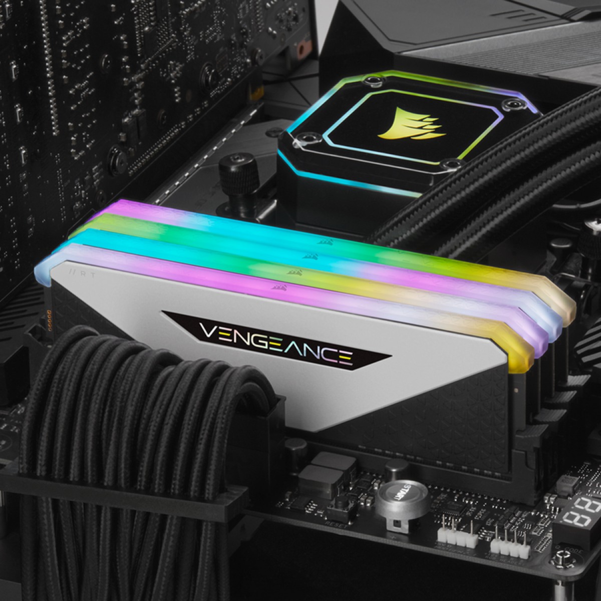 Memória DDR4 Corsair Vengeance RGB RT, 32GB (2x16GB), 3200MHz, White, CMN32GX4M2Z3200C16W