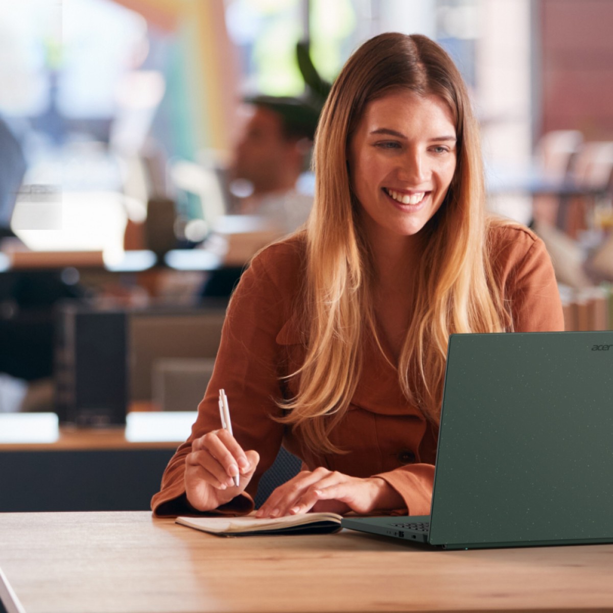 Notebook Acer Aspire Vero Intel Core i5-1335U / 16GB DDR5 / SSD 512GB / 15,6" IPS Full HD / Intel Iris Xe Graphics / Windows 11 / Verde / AV15-53P-54GL