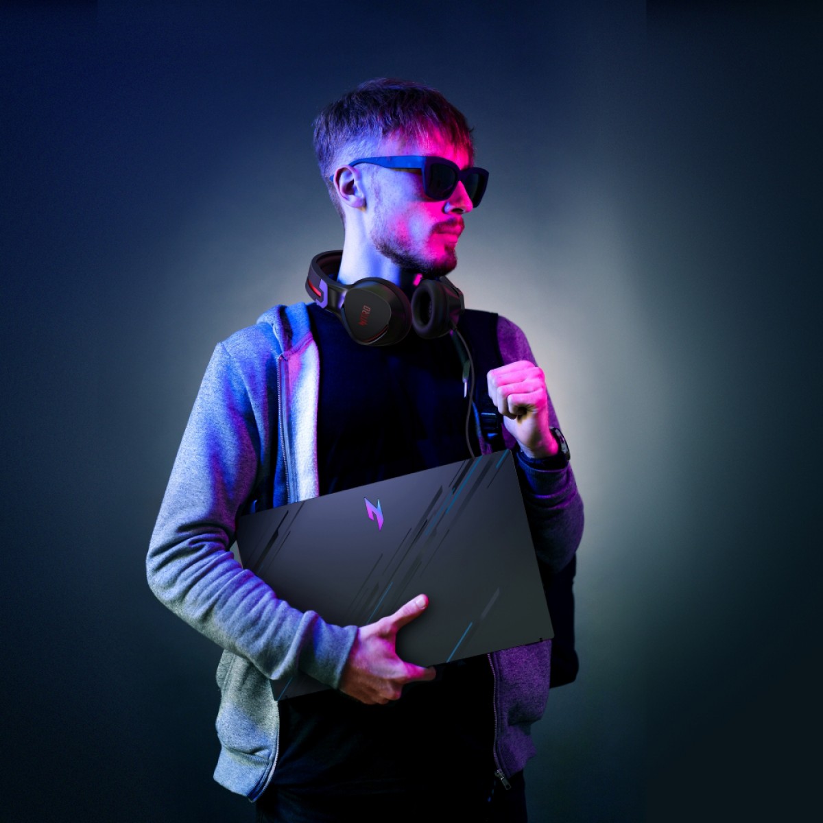 Notebook Gamer Acer Nitro V15 Intel Core I5-13420H / RTX 2050 4GB / 8GB DDR5 / SSD 512GB / 15,6" IPS Full HD 144Hz / Linux / ANV15-51-50KD