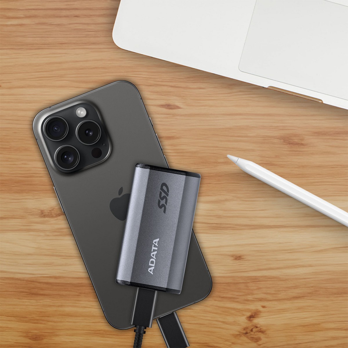 SSD Externo Portátil Adata Elite SE880, 1TB, USB 3.2 Gen 2x2, Leitura 2000MB/s, AELI-SE880-1TCGY