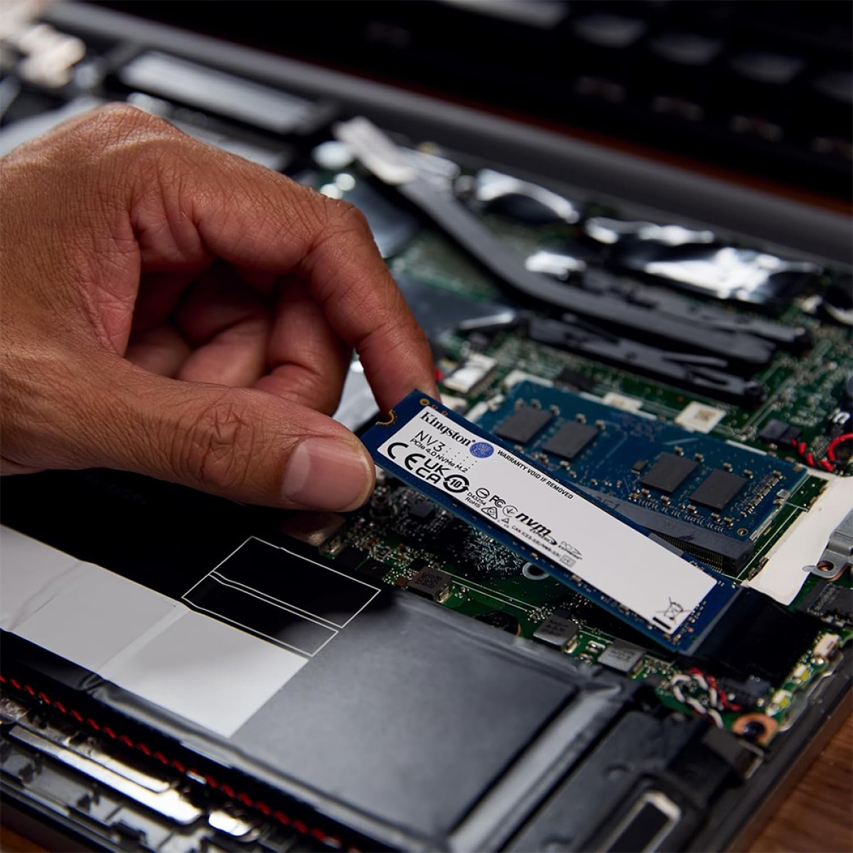 SSD Kingston NV3, 1TB, M.2 NVMe, 2280, PCIe 4.0, Leitura 6000MBs e Gravação 4000MBs, SNV3S/1000G