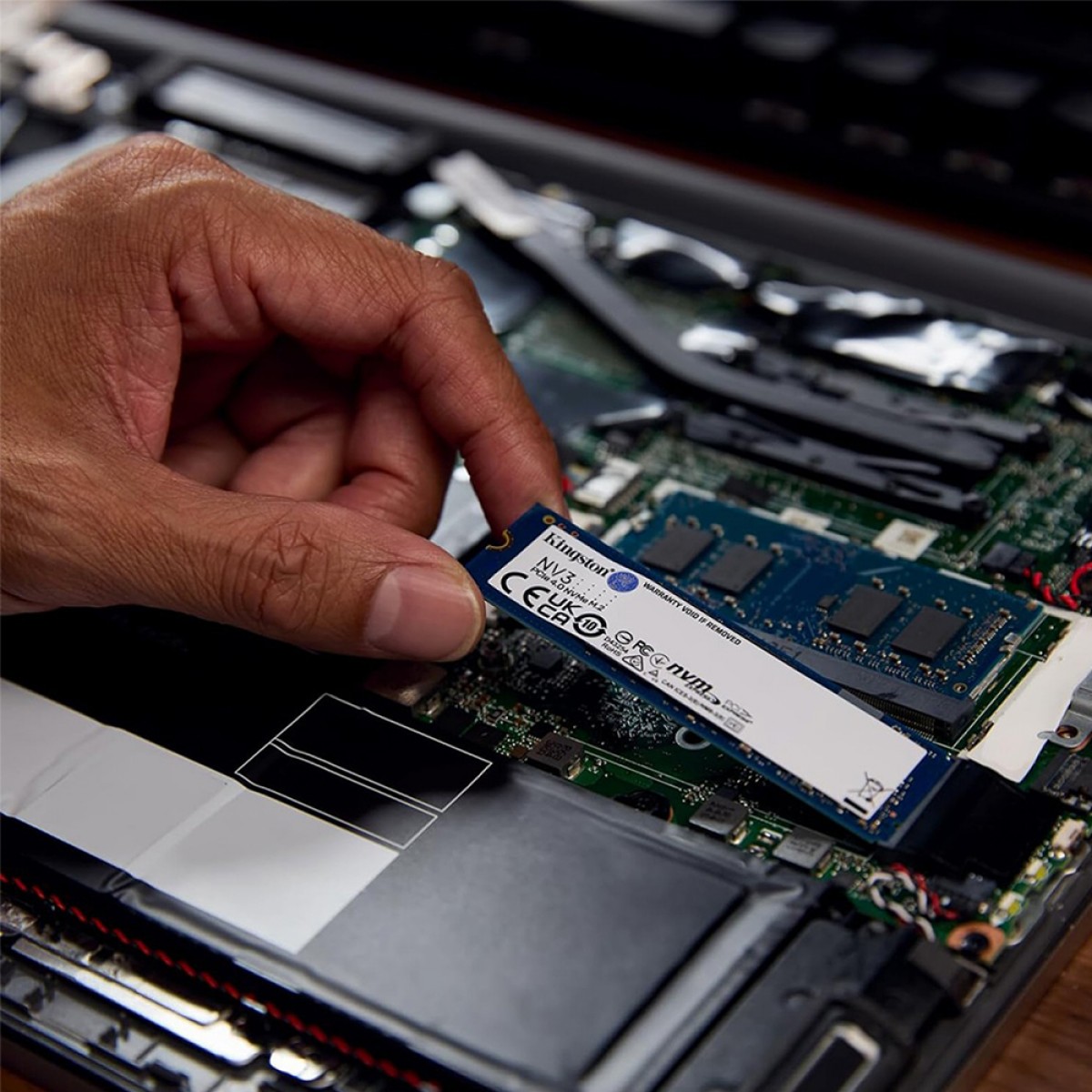 SSD Kingston NV3, 4TB, M.2 NVMe, 2280, PCIe 4.0, Leitura 6000MBs e Gravação 5000MBs, SNV3S/4000G