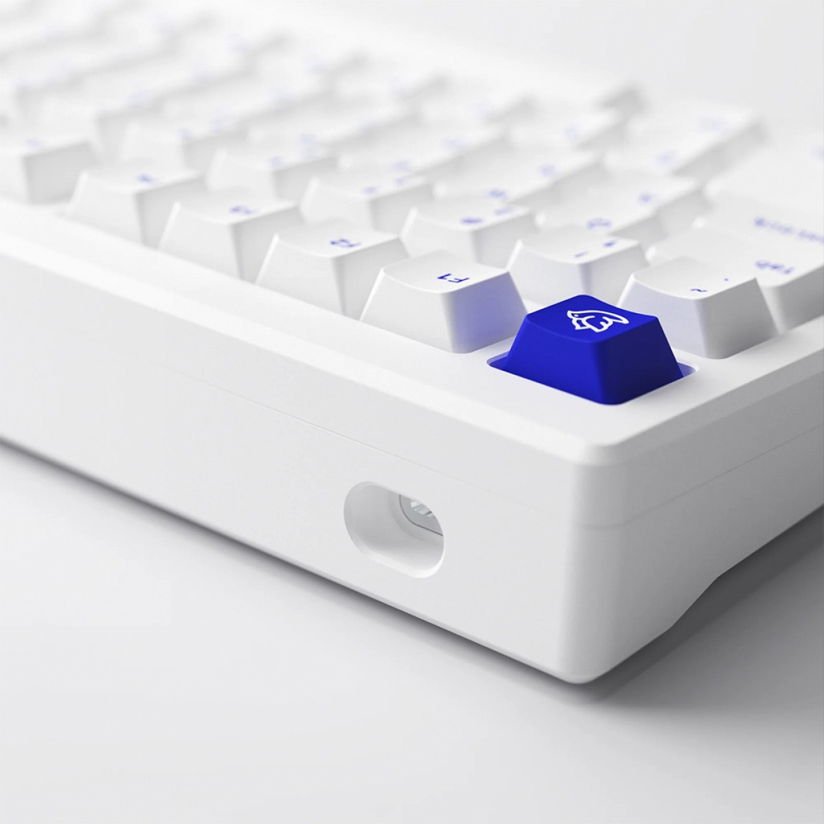 Teclado Gamer Mecânico Akko MOD 007PC Blue On White, USB, ANSI, Switch Akko Piano V3 Pro 