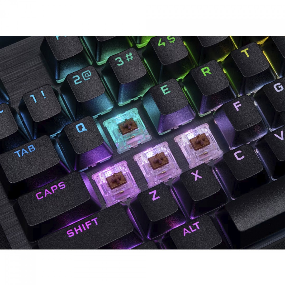 Teclado Mecânico Gamer Corsair K70 RGB PRO, Switch Cherry MX Brown, ANSI, Preto, CH-9109412-NA