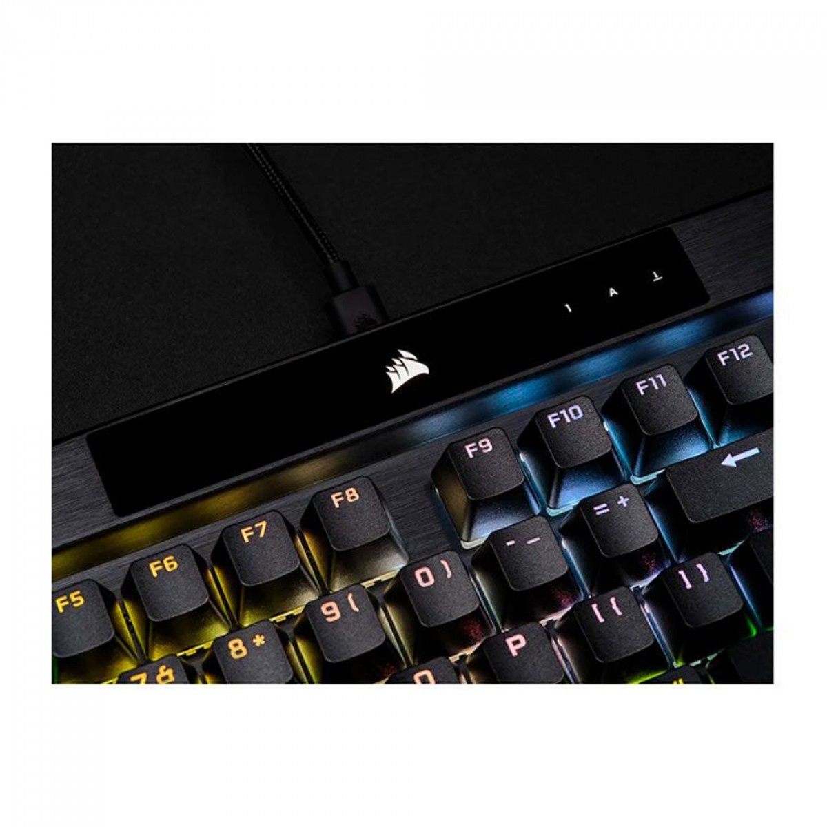 Teclado Mecânico Gamer Corsair K70 RGB PRO, Switch Cherry MX Red, ANSI, Preto, CH-9109410-NA