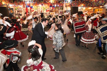 Las fondas y ramadas de la Medialuna Monumental de Rancagua se inauguraron oficialmente.