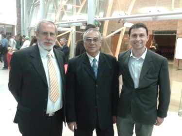 Ricardo Jarur, director de diario San Rafael, Omar Ricardo Abraham, Licenciado en Comunicación Social; y Arturo Álvarez, director de diario El Tipógrafo.