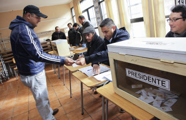 Especialistas en temas sociales explican de qué modo influye la propaganda en el elector.