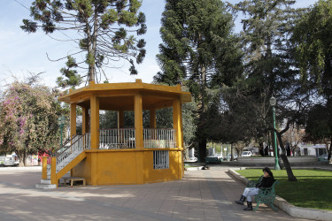 En la Plaza de Armas de Machalí se instalará la feria que tendrá un total de 100 stands con diversos productos.