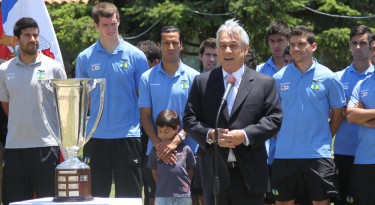 Piñera visitó este viernes el Monasterio Celeste.