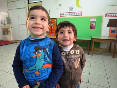 Los niños ven las vacaciones como un momento de juego, por lo que los adultos deben conjugar sus deseos con los de sus hijos.