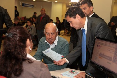 Hasta las oficinas del  IPS deben dirigirse los beneficiarios para hacer efectivo su cobro. 