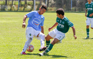 Las series menores del club participan con éxito en las competencias de la ANFP y también en certámenes internacionales.