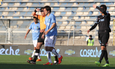 En el duelo por la Súper Copa, Calandria salió lesionado, sólo que no sabían su gravedad.