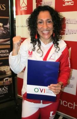 La campeona mundial de boxeo contará su experiencia de vida a los vecinos de Lolol.