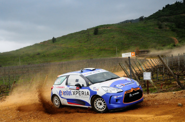 El menor de los Huidobro debutó en Santa Cruz en la serie mayor del RallyMobil. 