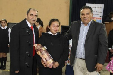 Emotiva fue la ceremonia de inicio del año escolar en San Fernando.
