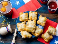 La celebración al país trae consigo un alto consumo de comida y bebidas. 