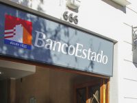La medida se suma a los días sábado y fijó a este martes 30 de diciembre como el último día de atención bancaria presencial en Chile durante 2025.