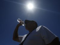 Según el organismo, el aviso contempla un período continuo de temperaturas máximas elevadas, abarcando tanto el cierre de este año como los primeros días de 2026, con mayor incidencia en zonas interiores.