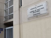 El tribunal dispuso la toma de muestras biológicas de la sentenciada para determinar su huella genética e inclusión en el registro nacional de ADN de condenados.