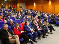 Se discutió desde el rol de la Contraloría hasta la transferencia de competencias en turismo, fortaleciendo la gestión regional chilena.