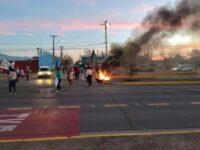 Exigen la instalación de semáforos ante el exceso de velocidad con la que transitan los vehículos.