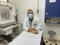 Esta cifra representa un avance del 43% respecto del total de 234 pacientes que esperaban por este tipo de intervención, muchos de ellos por más de tres años.