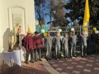Niños, jóvenes, adultos mayores y familias completas participaron activamente.