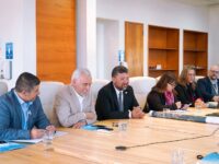 Los jefes comunales sostuvieron que el reconocimiento como comunas mineras les permitiría acceder a mayores recursos, destinados a impulsar iniciativas y servicios en beneficio de la comunidad.