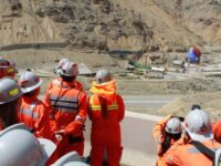 Con una inversión cercana a 513 millones de dólares, el proyecto contempla el uso de tecnología avanzada, incluyendo equipos teleoperados y centros de control remoto