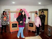 La actividad es el resultado de los talleres de teatro comunitario impartidos por la Compañía de Artes Escénicas Teatro Impronta desde enero de 2025.