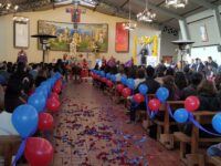 Fue durante la jornada de este lunes que se llevó a cabo una ceremonia religiosa (14:30 horas) en la parroquia Divino Maestro.