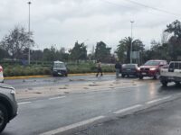 Dos carros de Bomberos se trasladaron al lugar para prestar asistencia.