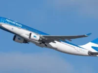 En un intento por mejorar la alicaída industria turística trasandina, gobierno argentino lanzó masivo plan para atraer viajeros extranjeros.