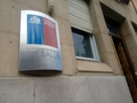 Un nuevo informe de “Claves Ipsos” reveló la preocupación generalizada entre la ciudadanía por los largos tiempos de espera y la protección financiera en el sistema de salud. 