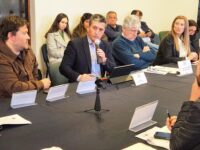 Marco Contreras, se convierte en el representante clave de sus municipios en el Consejo Regional de Cambio Climático, fortaleciendo la voz de las comunidades.