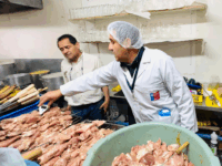 Hicieron un llamado a la prevención de enfermedades transmitidas por alimentos, recomendando separar carnes y verduras al momento de cocinar, lavarse frecuentemente las manos y adquirir productos solo en recintos con autorización sanitaria.