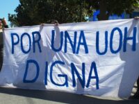 La universidad sostiene que los cobros de titulación responden a procesos administrativos y costos internos, sin embargo, los estudiantes presentaron un petitorio para dar respuesta a sus demandas.