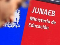 En respuesta a El Tipógrafo, a través de un comunicado, la Dirección Regional afirmó que la "institución mantiene un diálogo constante con la Asociación de Funcionarios de Junaeb (AFAEB), con el fin de responder a sus inquietudes. 