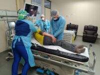 Además, a partir de 2026 se incorporará una nueva especialista en gastroenterología, lo que permitirá complementar la infraestructura con más capacidad de atención clínica y procedimientos diagnósticos.