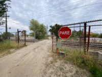 “Este es el único acceso que tenemos. Si cierran el paso, quedamos encerrados”, mencionan desde la comunidad afectada.