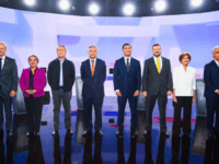 A tres semanas de las elecciones, éste es uno de los últimos encuentros entre los candidatos.