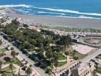 Si una persona es víctima de estafa, las autoridades indican que se debe denunciar de inmediato ante Carabineros, PDI o la Fiscalía para iniciar el procedimiento legal correspondiente.