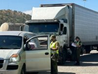 No portaba la licencia de conducir correspondiente.