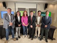 En el Hotel Manso de Velasco de San Fernando se dieron cita cuatro candidatos a parlamentarios correspondientes al distrito 16 de O’Higgins que agrupa a 20 comunas.