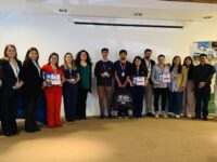 El concurso buscó integrar las temáticas de salud cardiovascular y salud de la mujer, promoviendo la conciencia sobre los factores de riesgo y protectores que influyen en la salud materna y fetal, especialmente en las etapas preconcepcional y gestacional.