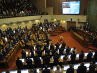 Escenario regional quedará definido tras cierre de la última mesa receptora de sufragios.