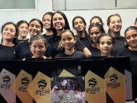 La academia, enfocada en la formación y competencia en estilos como ballet, jazz, lírico contemporáneo, tap y urbano, representó a Chile en este evento internacional.