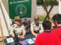 En la instancia, los funcionarios del MICC entregaron material informativo y resolvieron dudas de los usuarios.